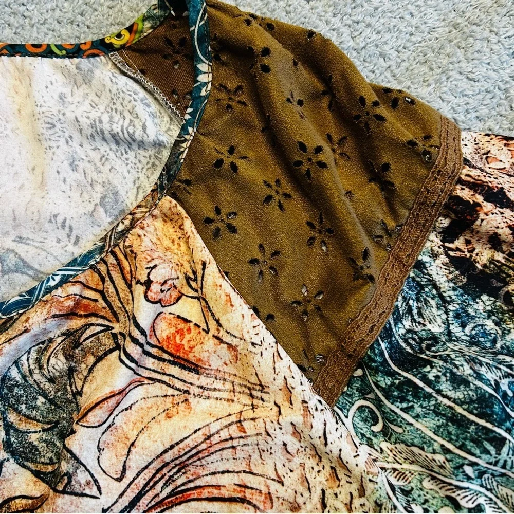 Avenue Multicolor Paisley Blouse - Picture 6 of 7